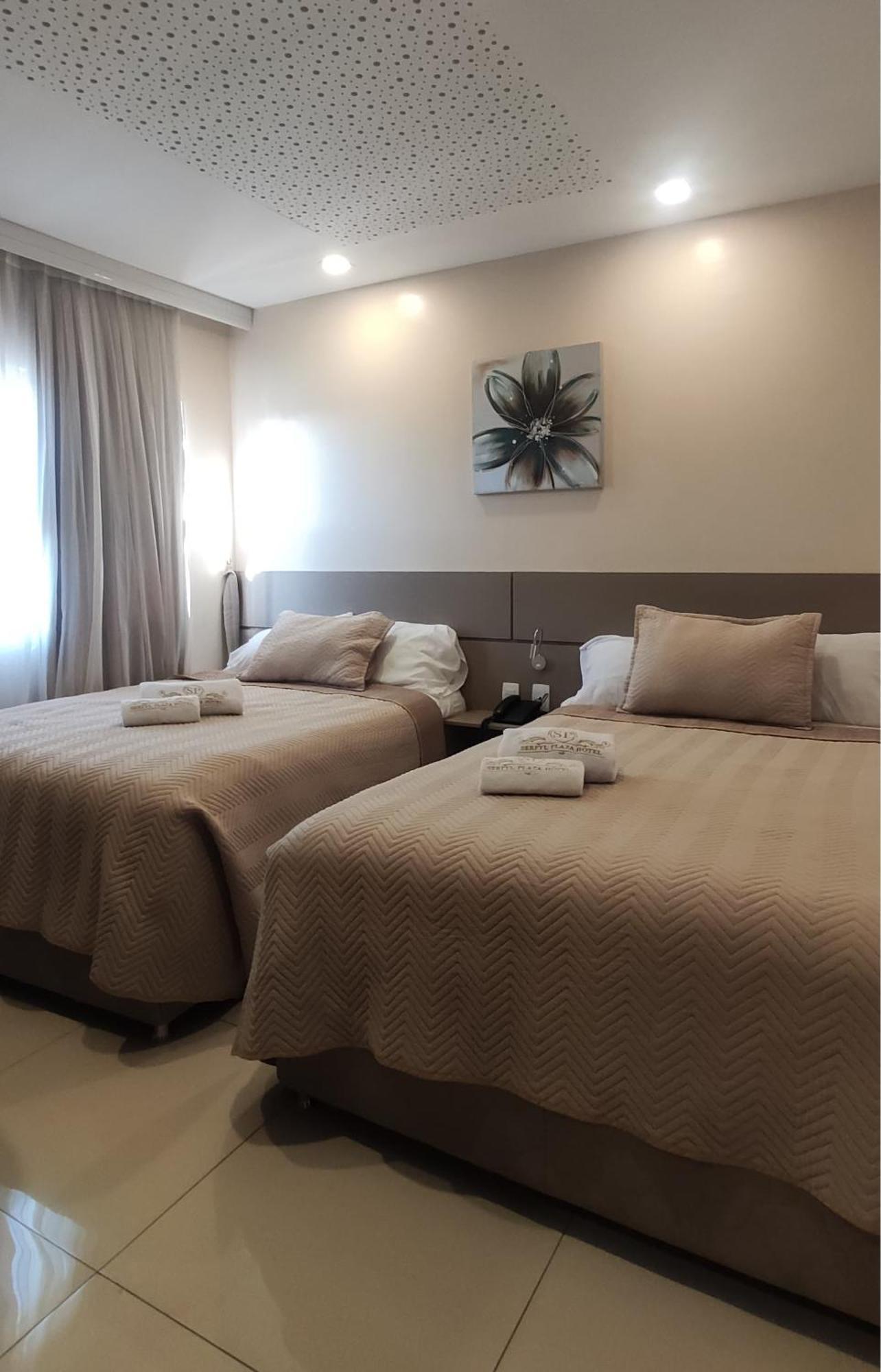 Serpyl Plaza Hotel เอนการ์นาซิออน ภายนอก รูปภาพ