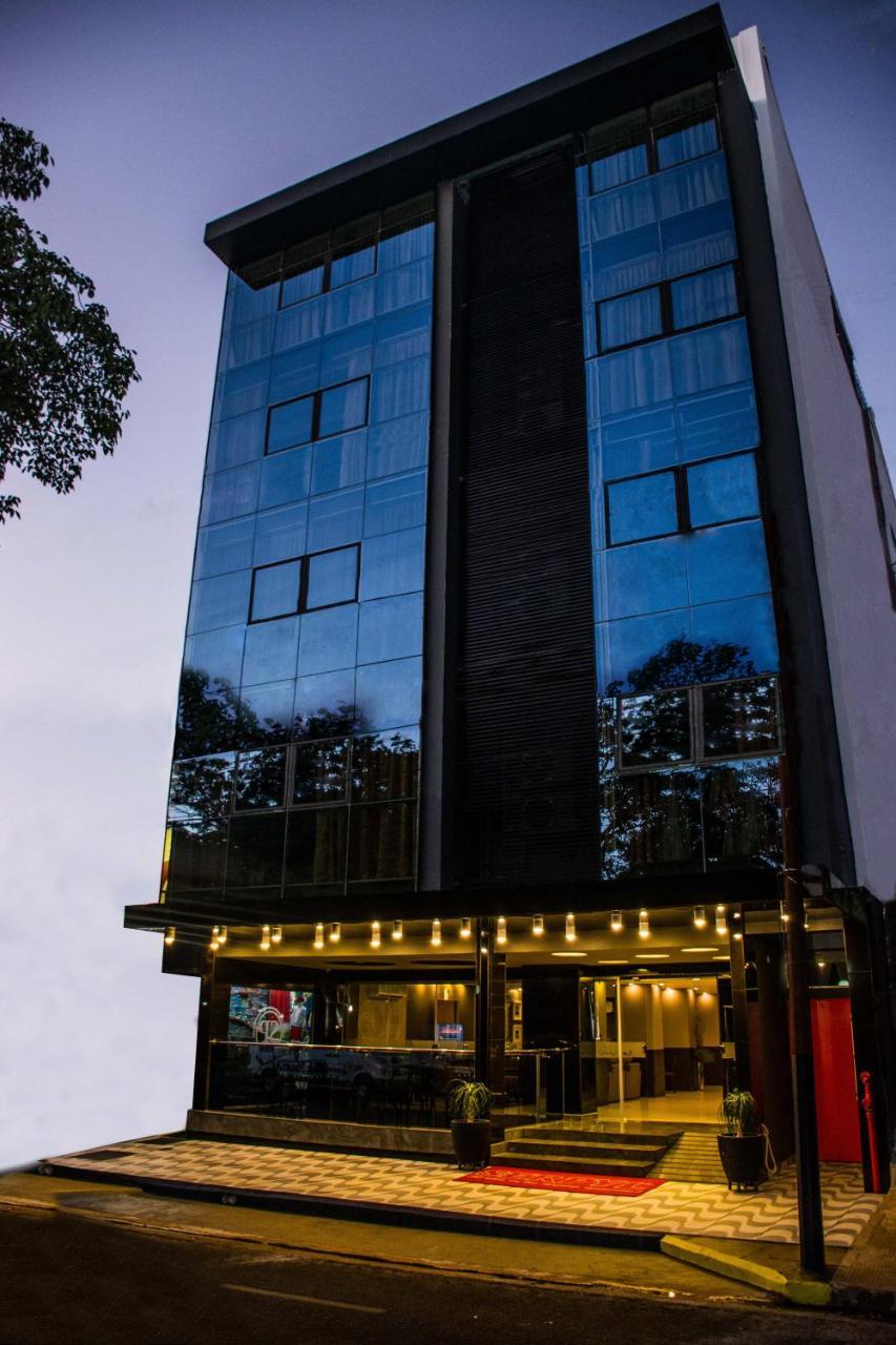 Serpyl Plaza Hotel เอนการ์นาซิออน ภายนอก รูปภาพ