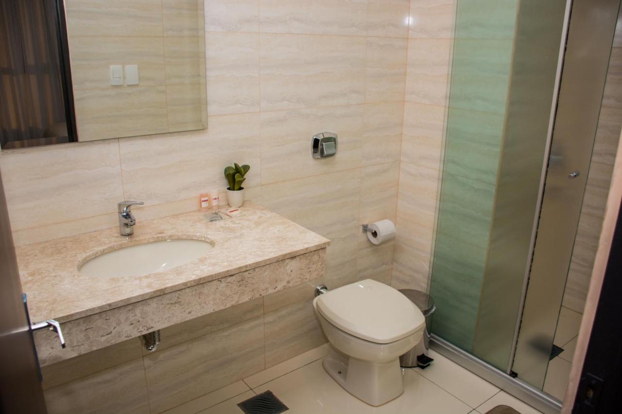 Serpyl Plaza Hotel เอนการ์นาซิออน ภายนอก รูปภาพ